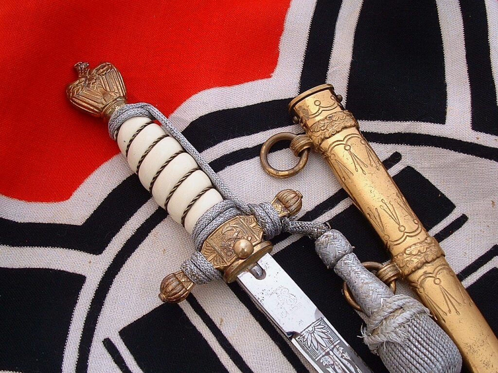 3 - 3rd Reich Navy Dagger by Eickhorn - D1237