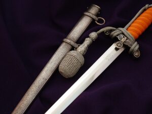 3 - Early Eickhorn Heer Officers' Dagger - D1248