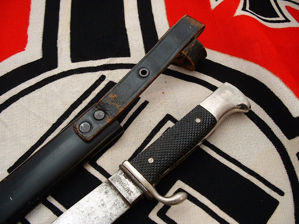 3 - Export Post War Hitler Youth Knife - D1231