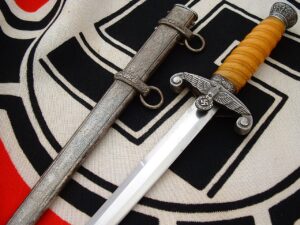 4 - Glass Grip Army Officer's Dagger by E. Pack - D1243
