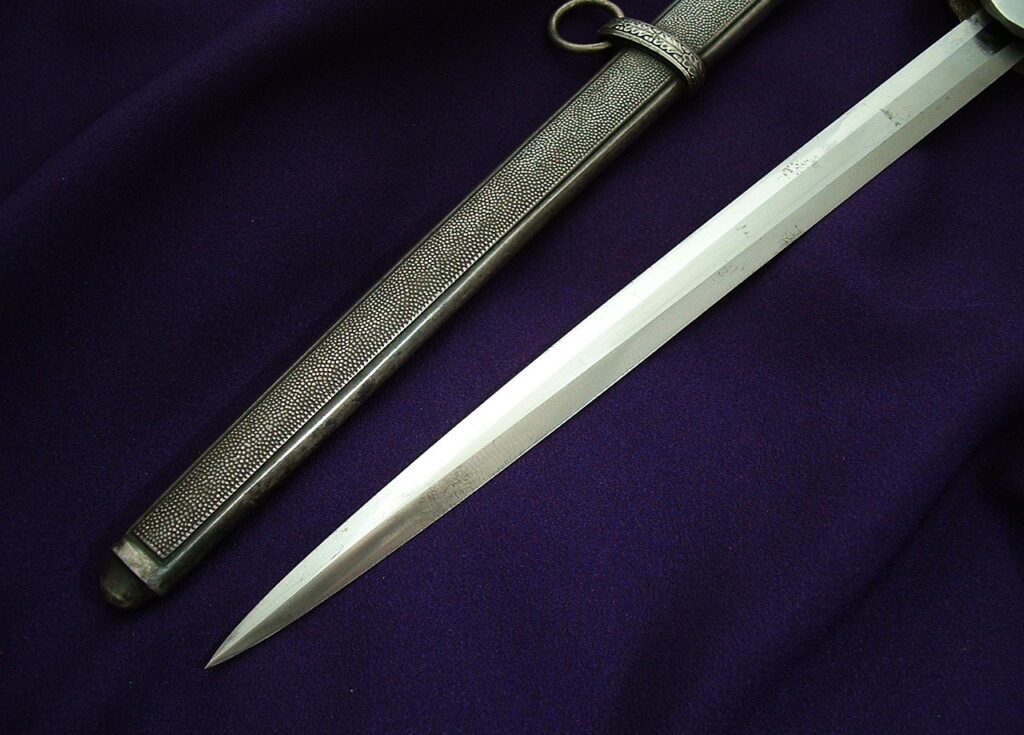 5 - Army Officer's Dagger by Puma - D1230
