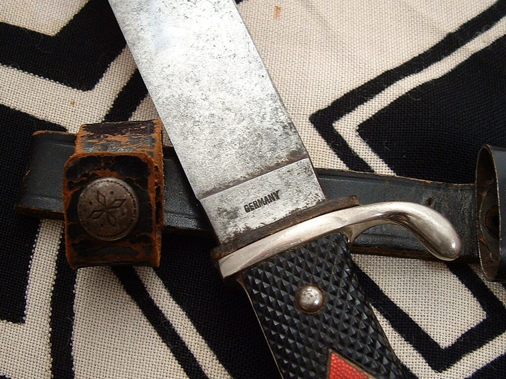 5 - Export Post War Hitler Youth Knife - D1231