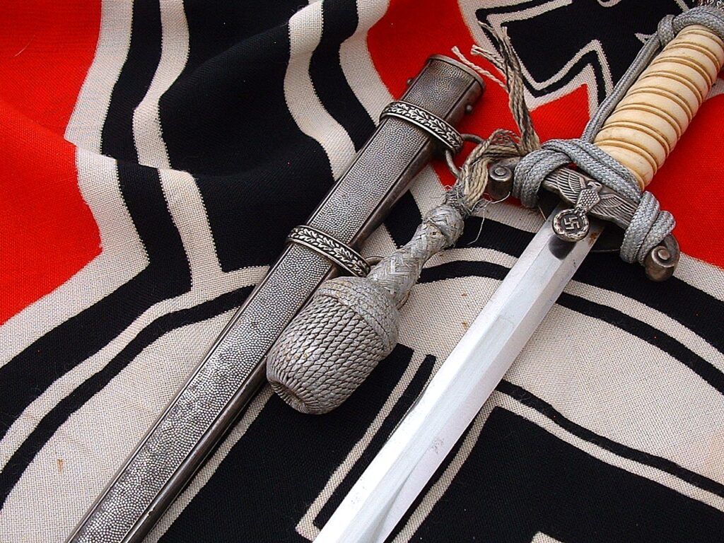 5 - Ivory Grip Army Dagger by Puma - D1242