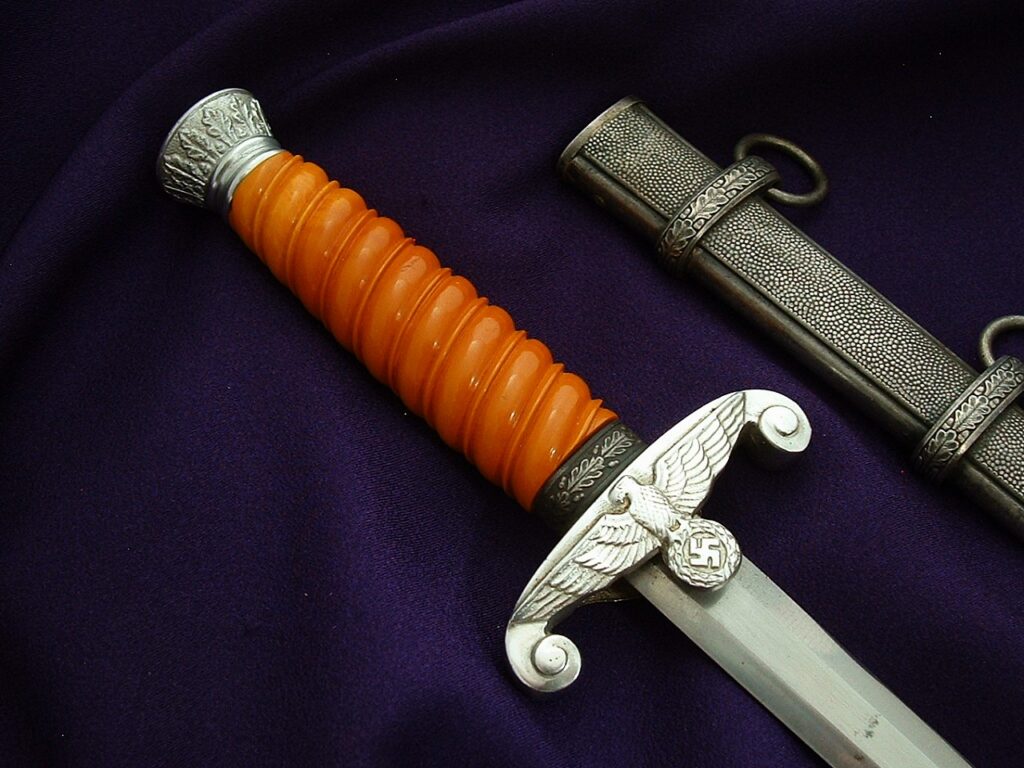 6 - Army Officer's Dagger by Puma - D1230