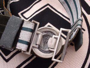 6 - Heer Officer's Buckle and Brocade - D224