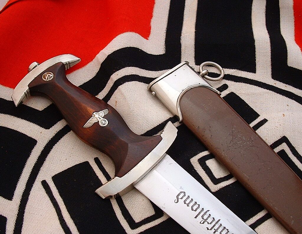 6 - Minty SA Dagger by Heller - D1240