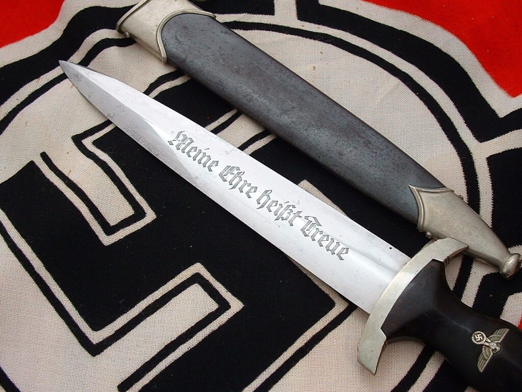 7 - Early SS M33 by Klaas - D1241