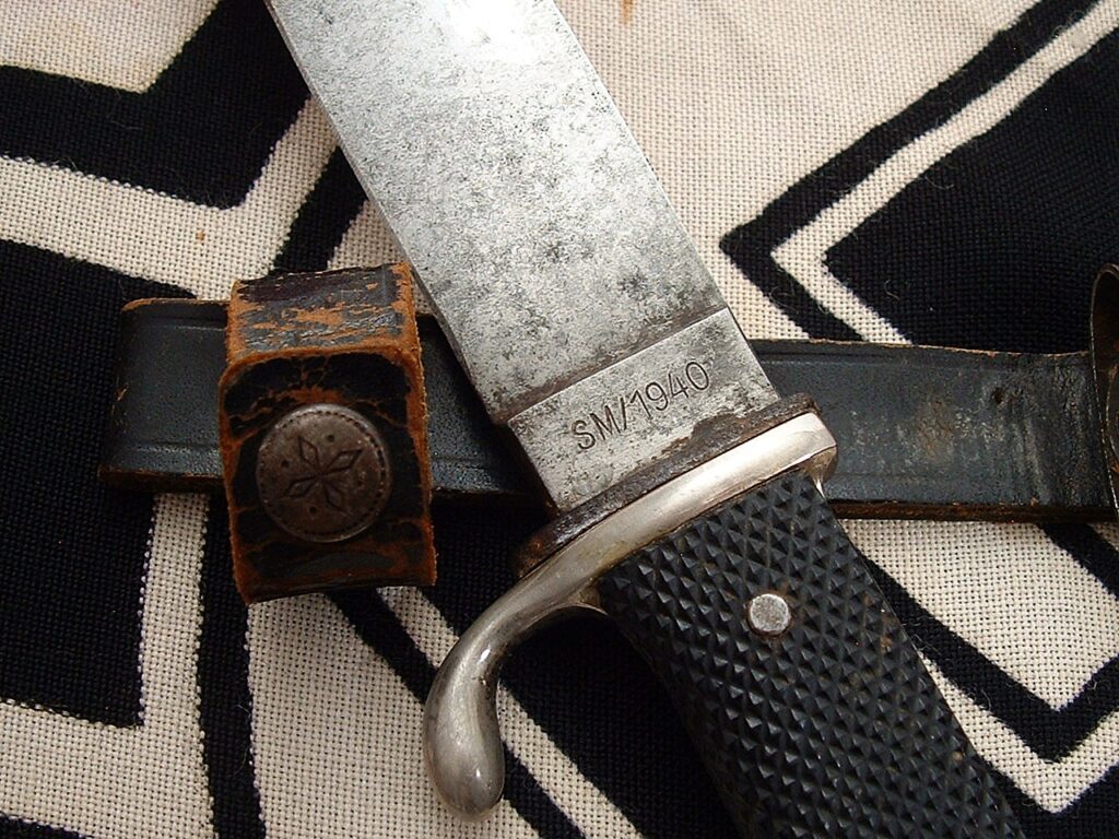 7 - Export Post War Hitler Youth Knife - D1231