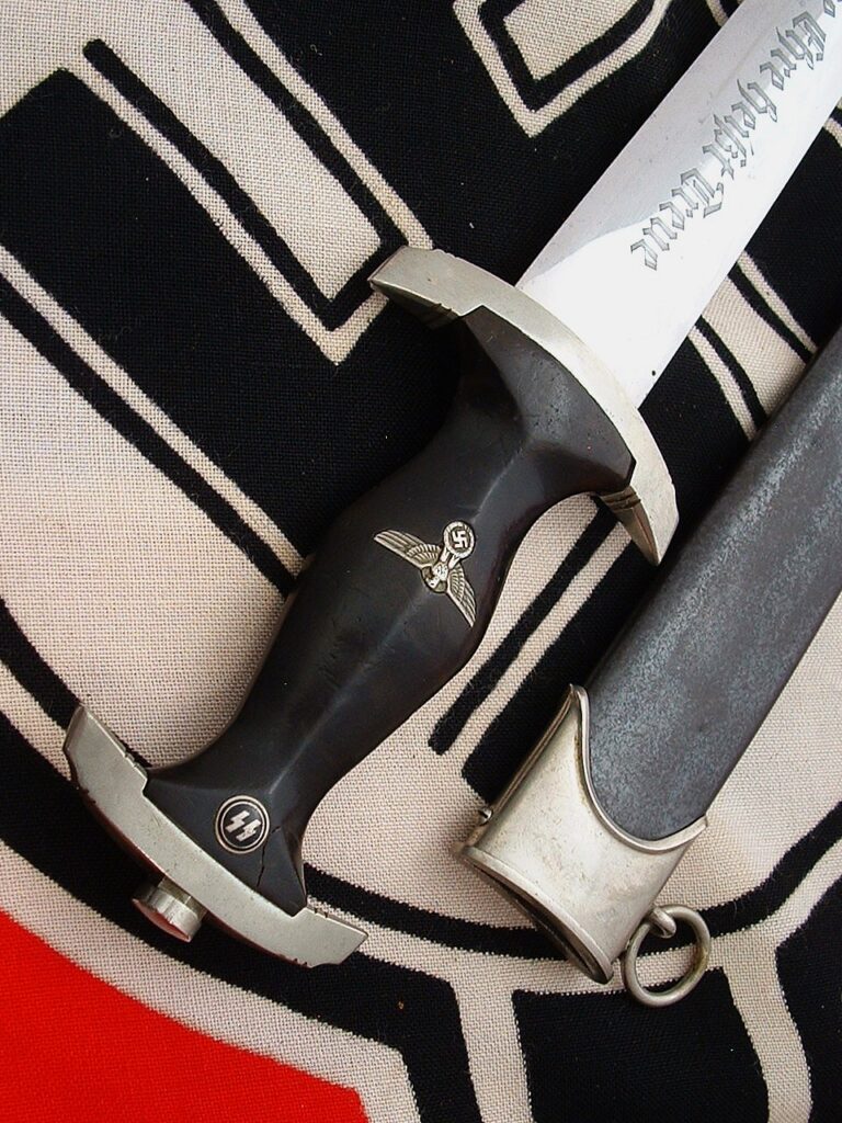 8 - Early SS M33 by Klaas - D1241