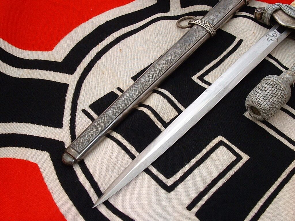 8 - Ivory Grip Army Dagger by Puma - D1242