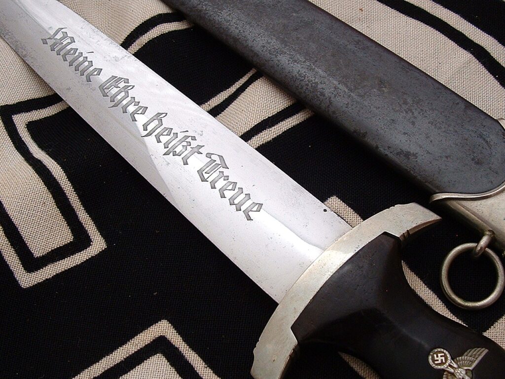 9 - Early SS M33 by Klaas - D1241