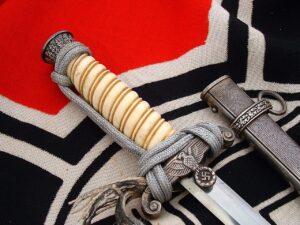 9 - Ivory Grip Army Dagger by Puma - D1242