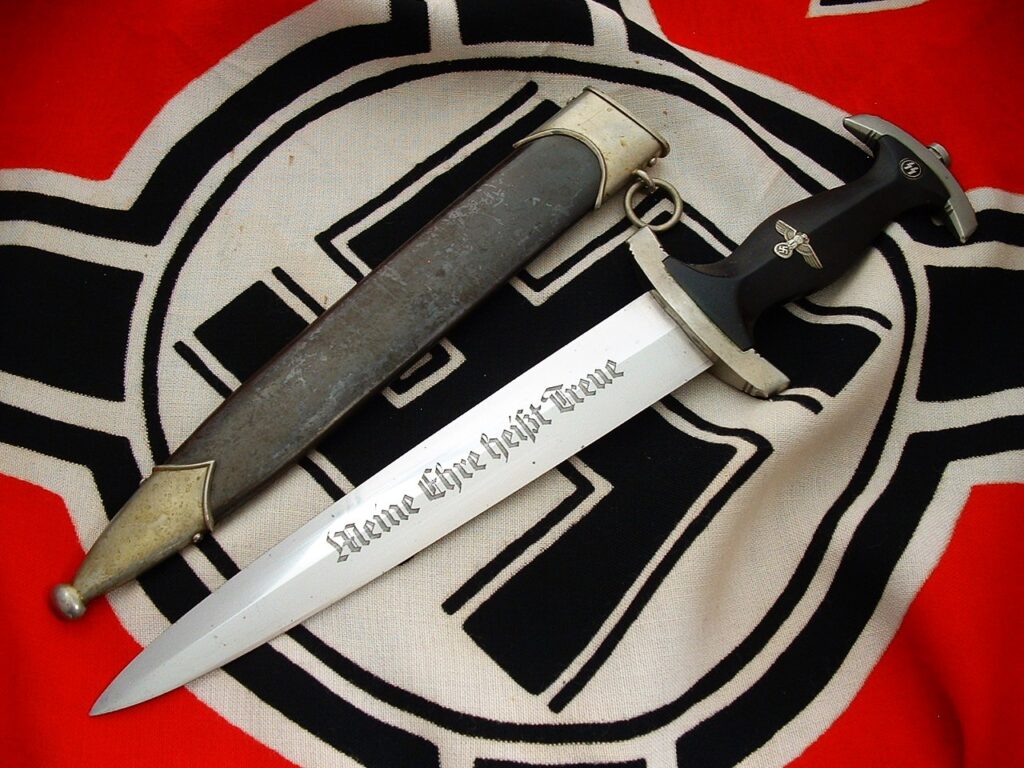 1 - Early M33 SS Dagger by Herder - D1251
