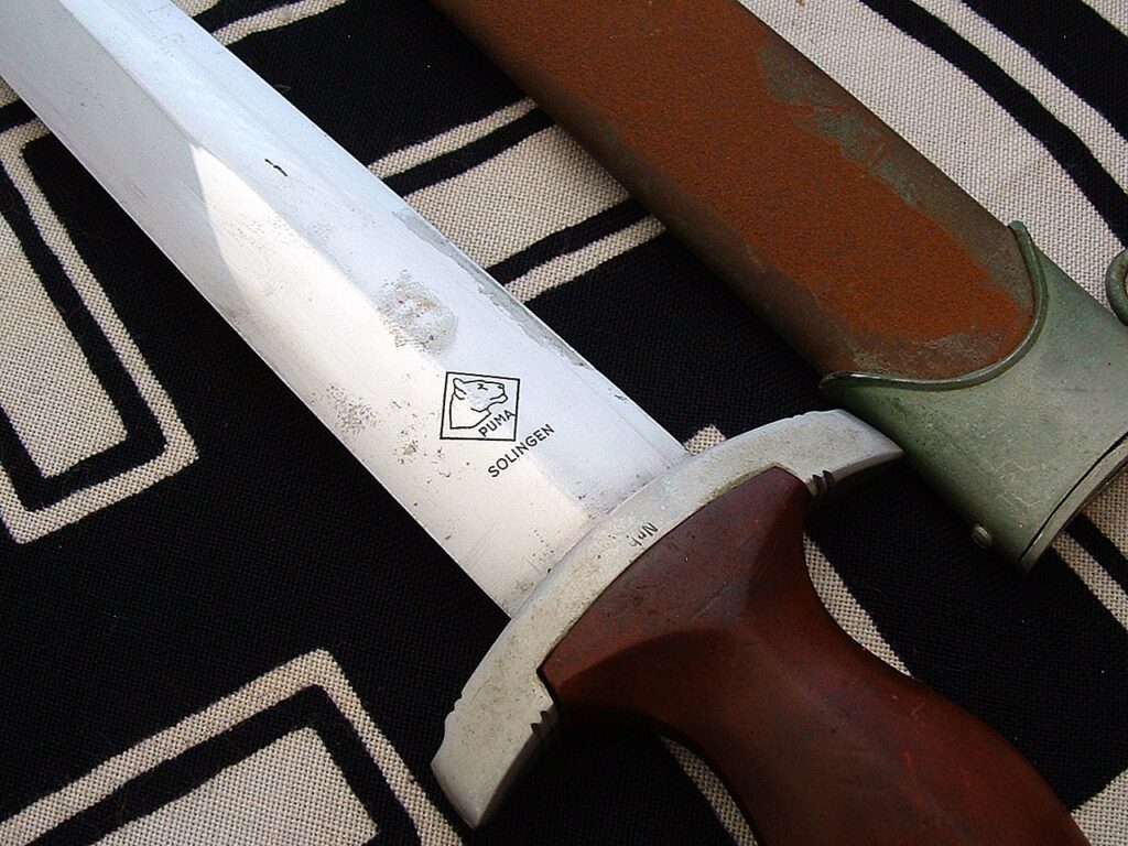 12 - Early SA Dagger by Puma - D1249