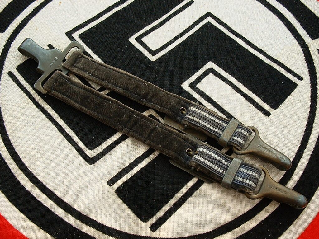 2 - 2nd Model Luft Hangers - A810