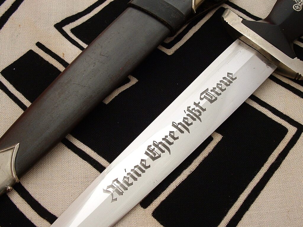 2 - Fantastic Mid-Period SS Dagger by Eickhorn - D1250