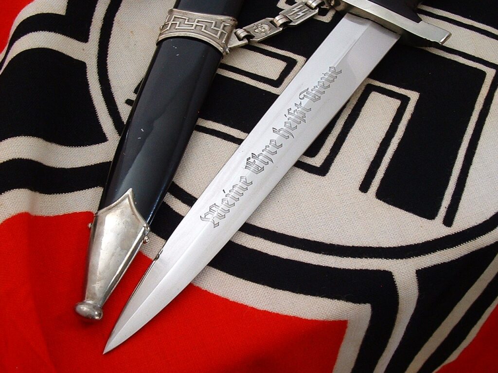 4 - Early Type C SS Chain Dagger - D1253