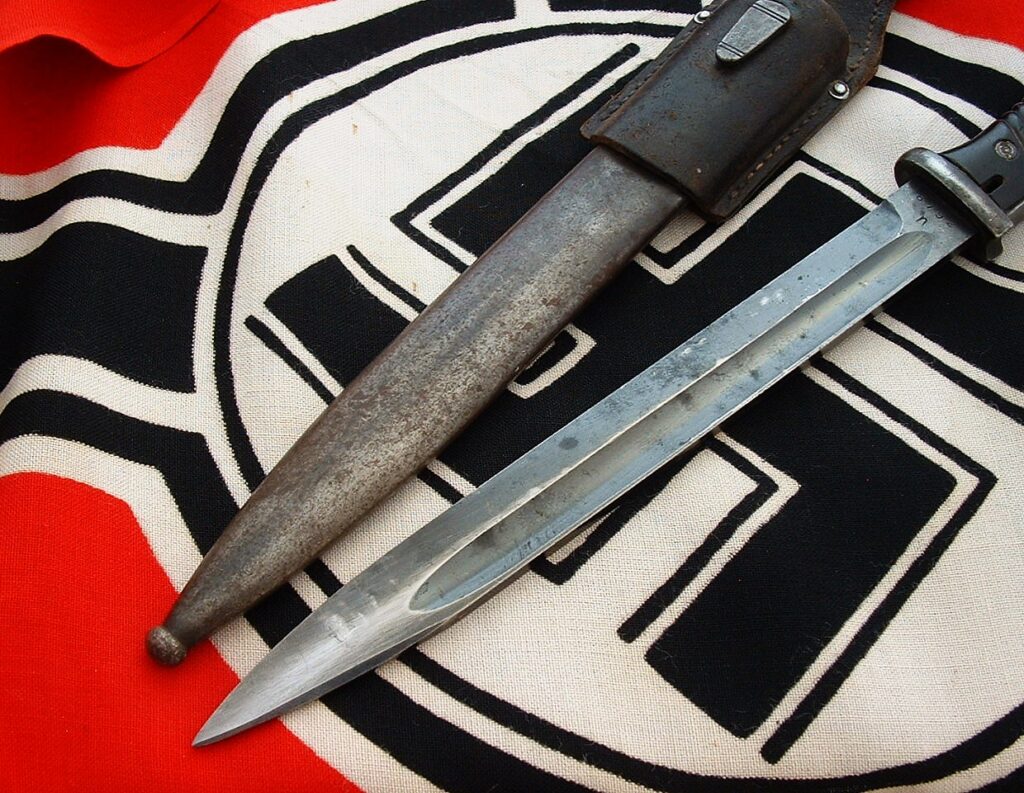 4 - WWII German K98 Bayonet by Eickhorn - RC157
