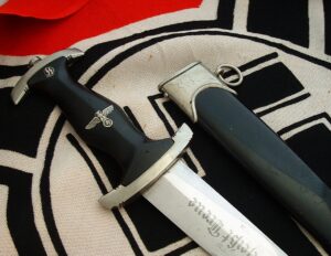 5 - Early M33 SS Dagger by RZM 18835 - RC160