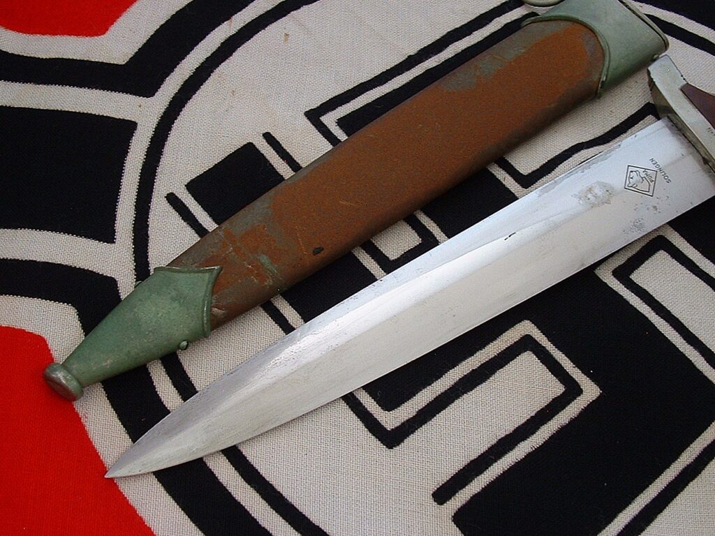 5 - Early SA Dagger by Puma - D1249