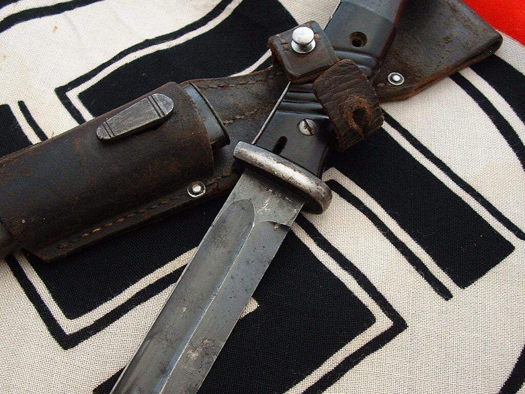 6 - WWII German K98 Bayonet by Eickhorn - RC157