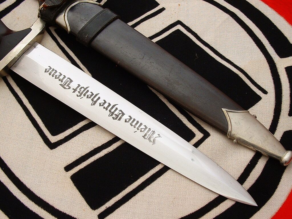 9 - Fantastic Mid-Period SS Dagger by Eickhorn - D1250