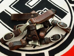 1 - 3 Piece SA Dagger Hanger - A811