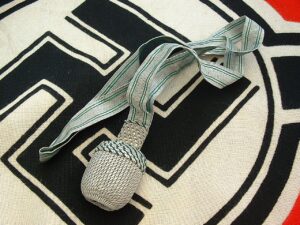 1 - DJ Cutlass Knot - A817