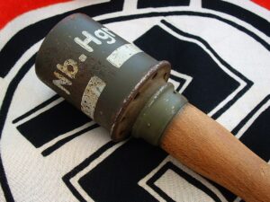 2 - WWII M3942 Nebel Smoke Grenade - G282