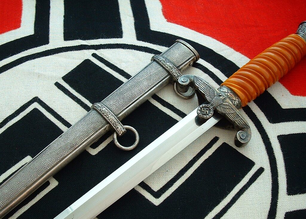 3 - Heer Officer's Dagger by WKC - D1258