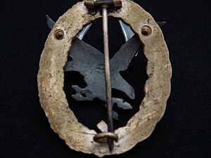 5 - Tombac Air Gunner Radio Operator Qualification Badge by Assmann - M570