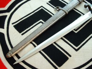 6 - Heer Officer's Dagger by WKC - D1258