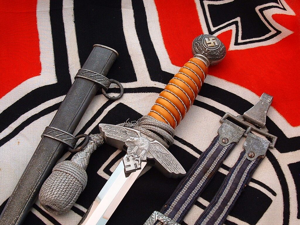 1 - 2nd Model Luft Officers' Dagger by Weyersberg - D1274