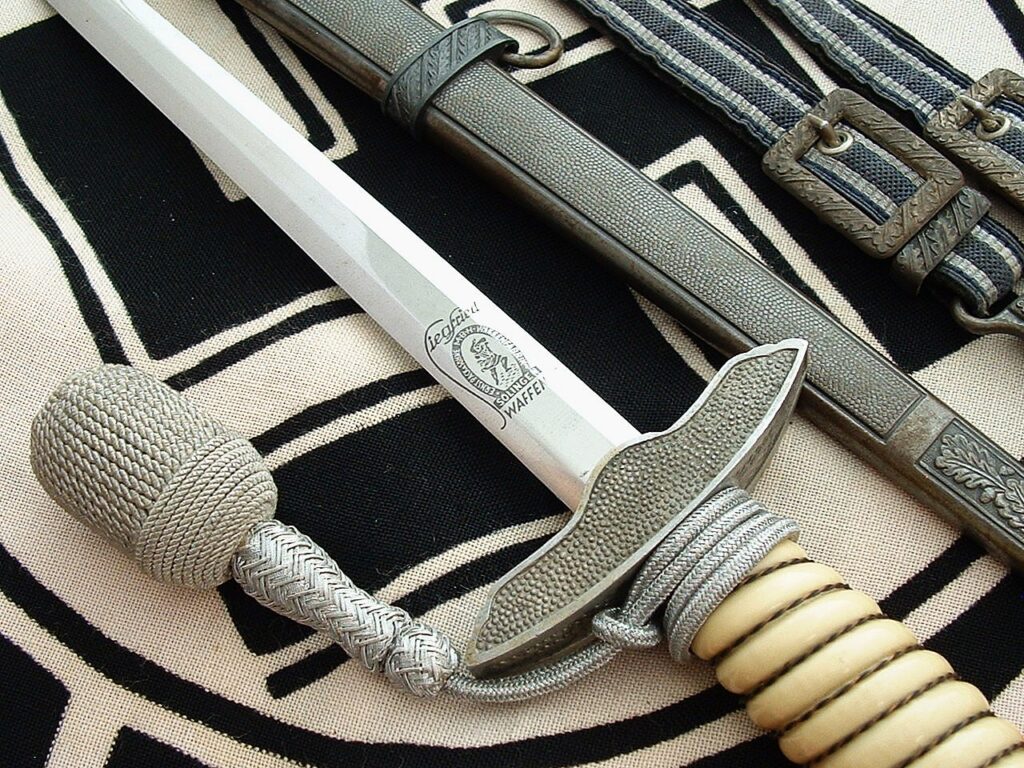 12 - 2nd Model Luft Officers' Dagger by E Pack - D1267