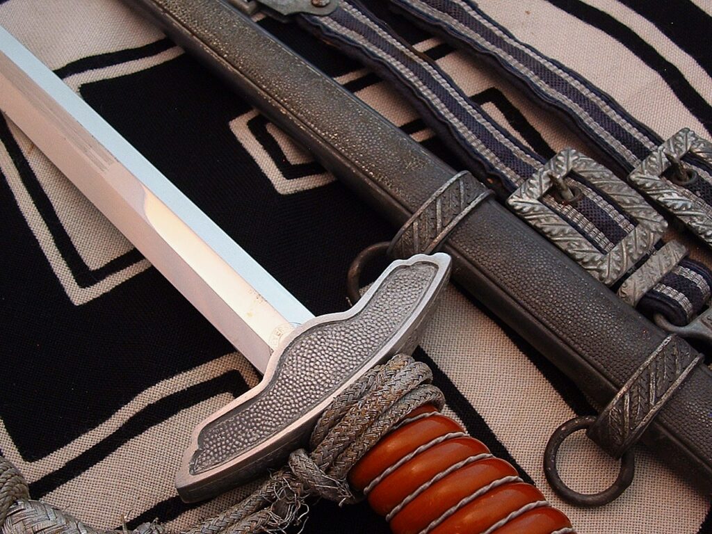 12 - 2nd Model Luft Officers' Dagger by Weyersberg - D1274