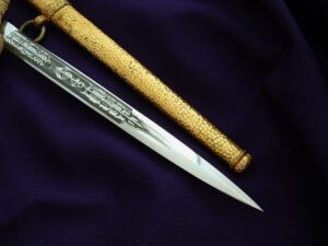 13 - A Beautiful 3rd Reich Navy Dirk by Eickhorn - D1271
