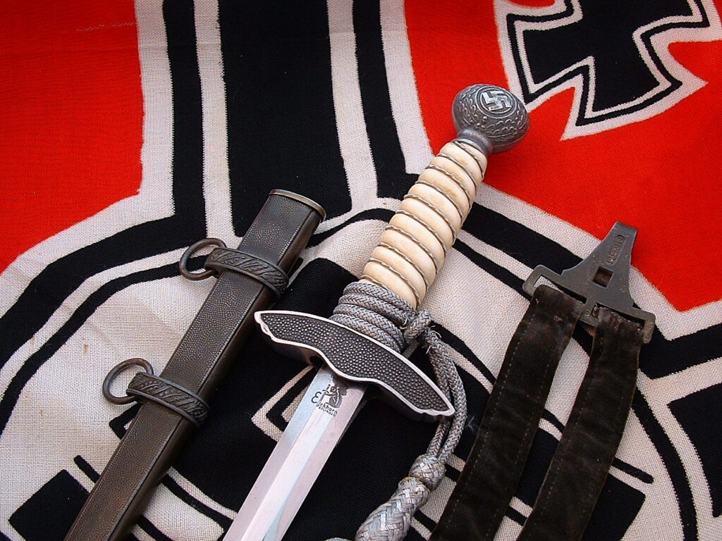 2 - Ivory 2nd Model Luftwaffe Officers Dagger by Eickhorn - D1272