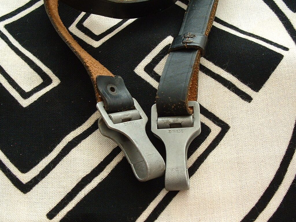 3 - SS Uniform Cross Strap - A825