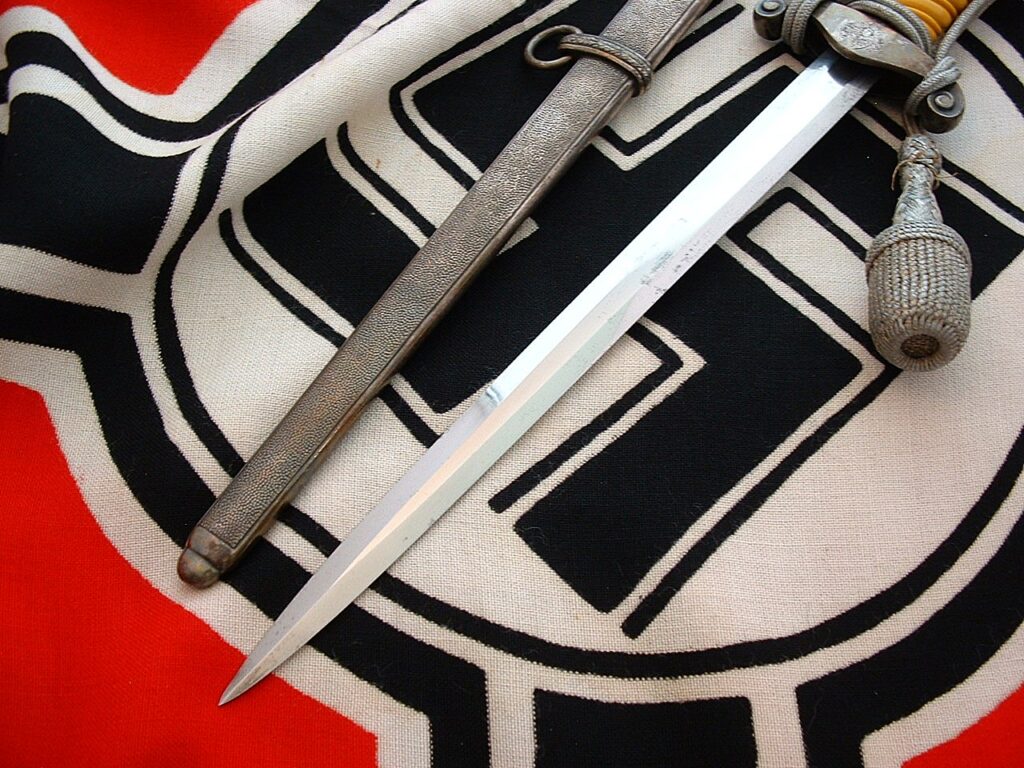 4 - Personalized Slant Grip Heer - D1277