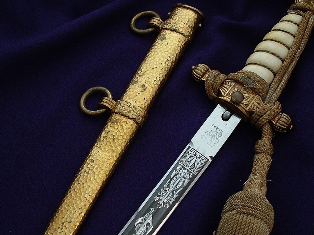 5 - A Beautiful 3rd Reich Navy Dirk by Eickhorn - D1271