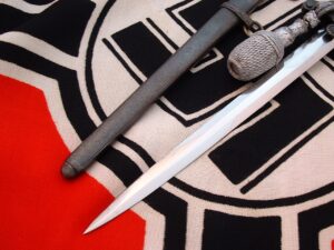 5 - Heer Officer's Dagger by Eickhorn - D1268
