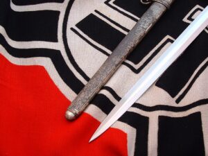 6 - 3rd Reich Army Officers' Dagger by Eickhorn - D1275