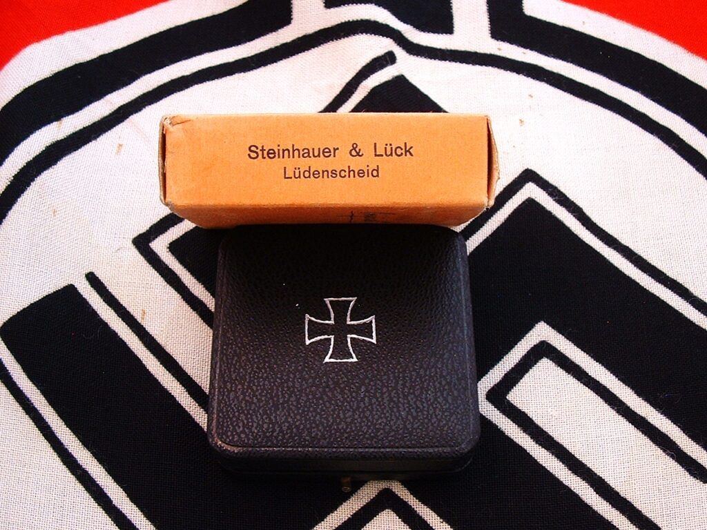 6 - Stunning Iron Cross 1st Class Complete by Steinhauer & Lück - M572
