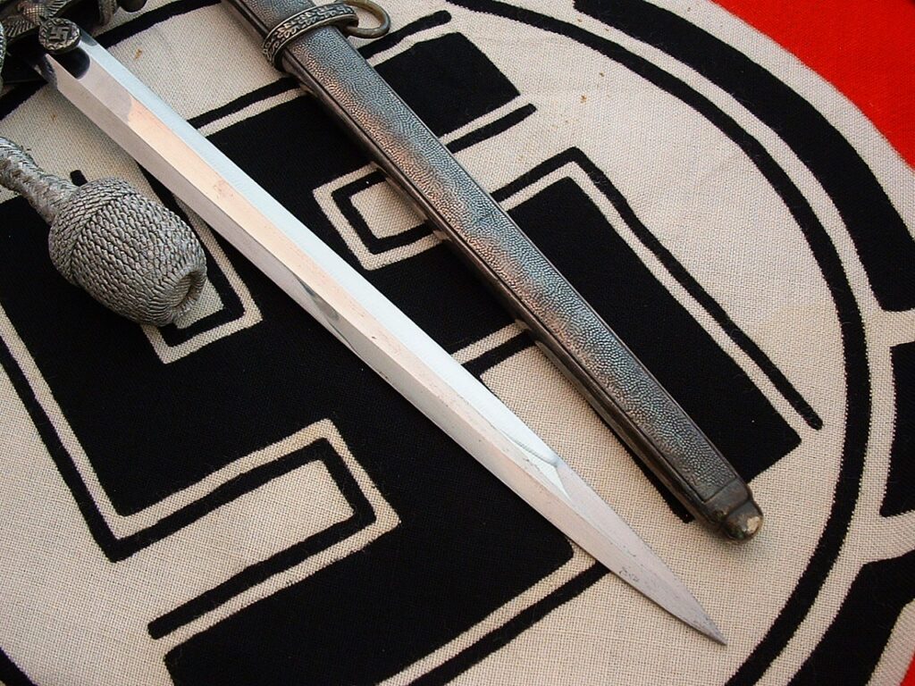 8 - Slant Grip Heer Dagger by WKC - D1273