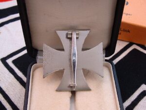 8 - Stunning Iron Cross 1st Class Complete by Steinhauer & Lück - M572