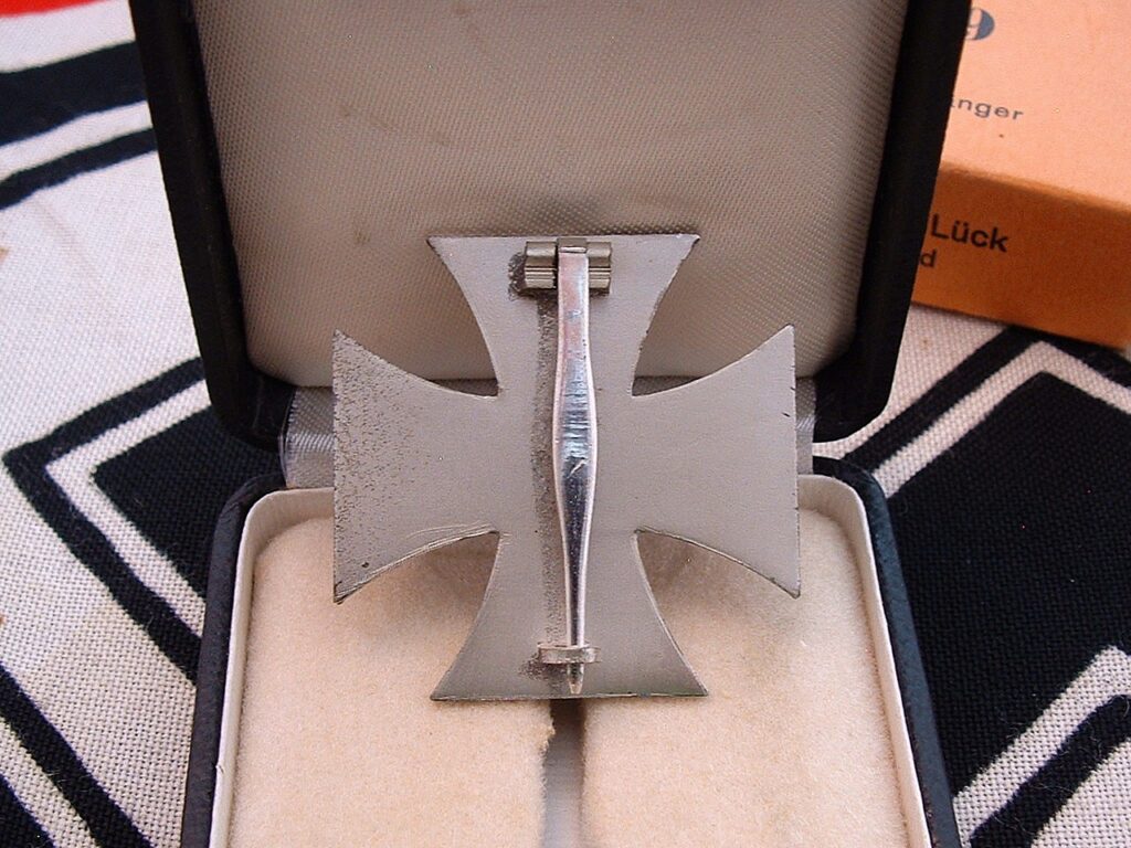 8 - Stunning Iron Cross 1st Class Complete by Steinhauer & Lück - M572