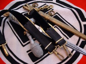 9 - 3rd Reich Kriegsmarine Dagger & More by Horster - D1275