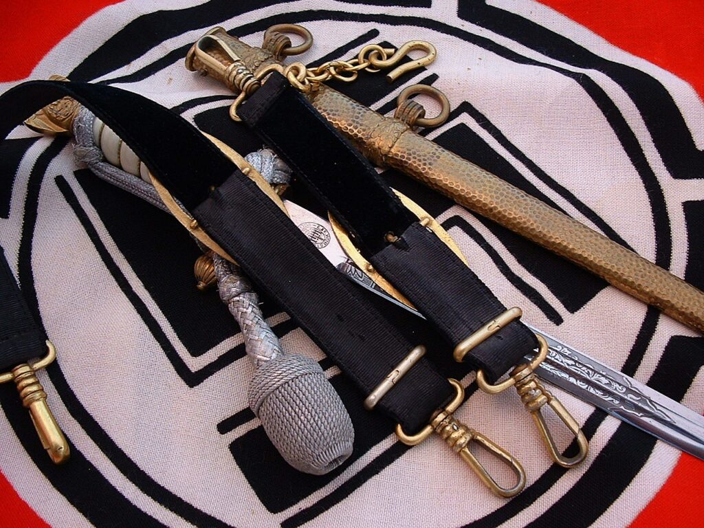 9 - 3rd Reich Kriegsmarine Dagger & More by Horster - D1275