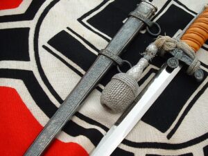 3 - Army Officer's Dagger by E. Pack - D1280