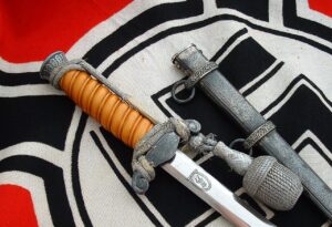 7 - Army Officer's Dagger by E. Pack - D1280